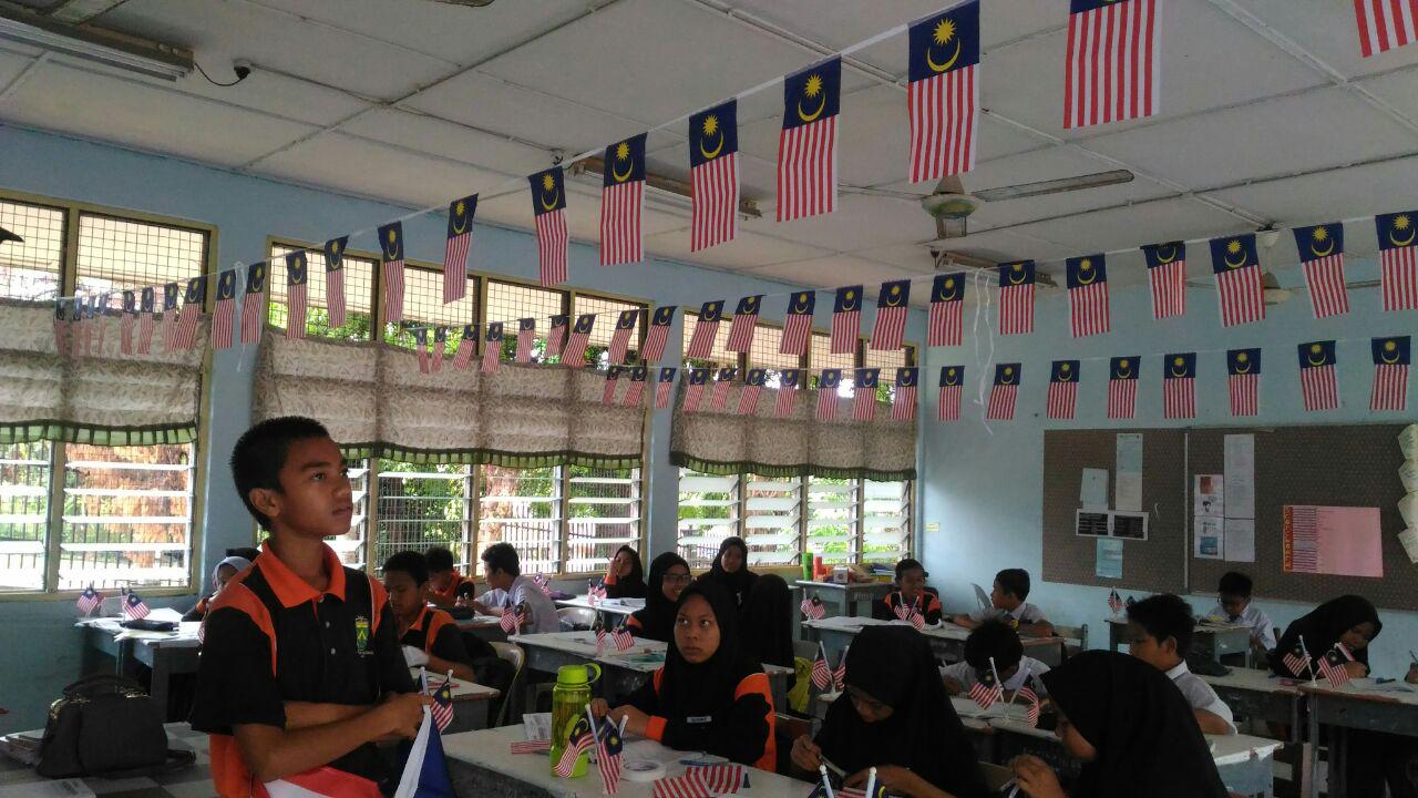 Students in a Malaysian classroom